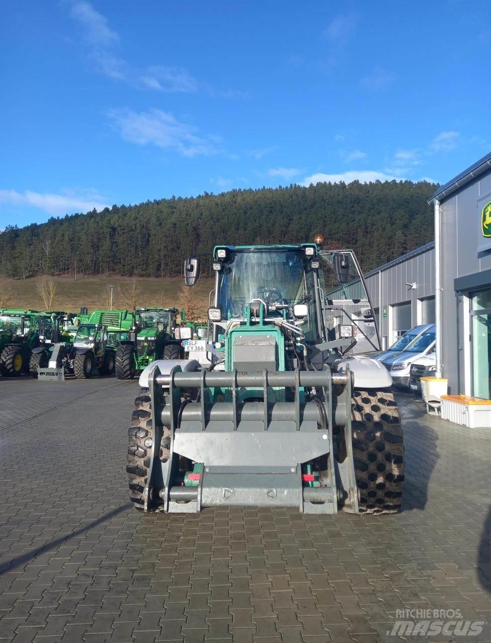 Kramer KL55.8T لوادر بعجل
