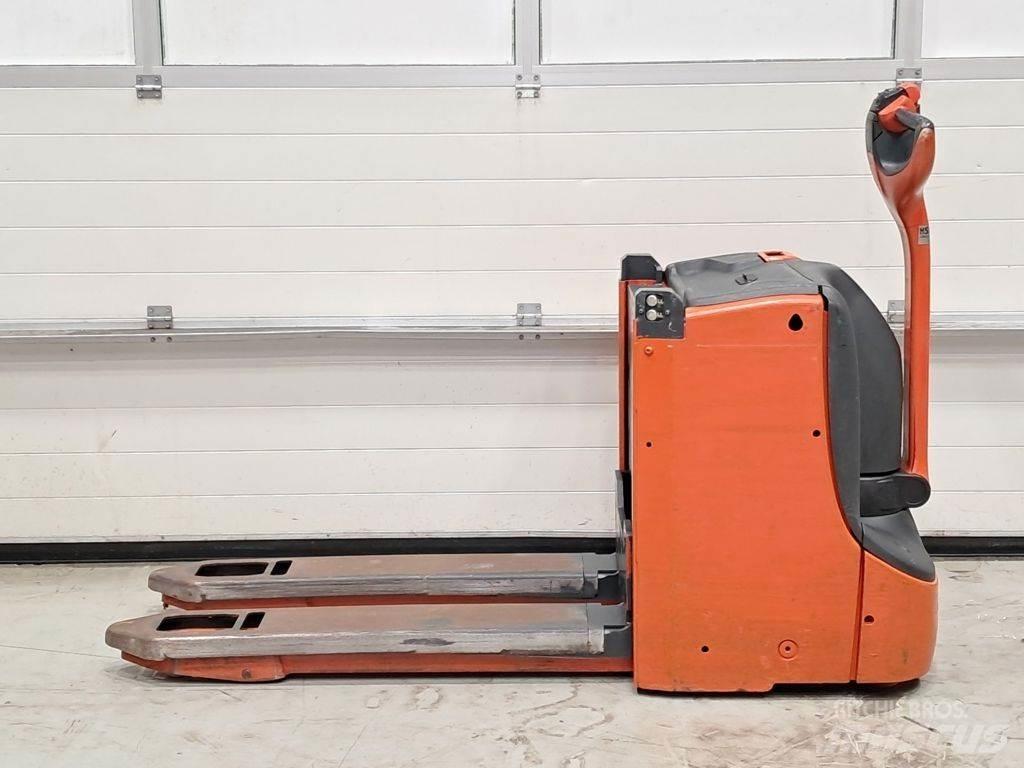 Linde T16L معدات الرفع منخفض المستوى