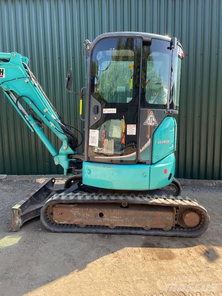 Kobelco SK 28 حفارات صغيرة أقل من 7 طن (حفارات صغيرة)