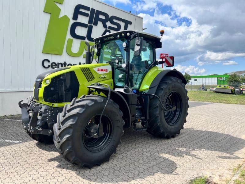 CLAAS AXION 870 الجرارات