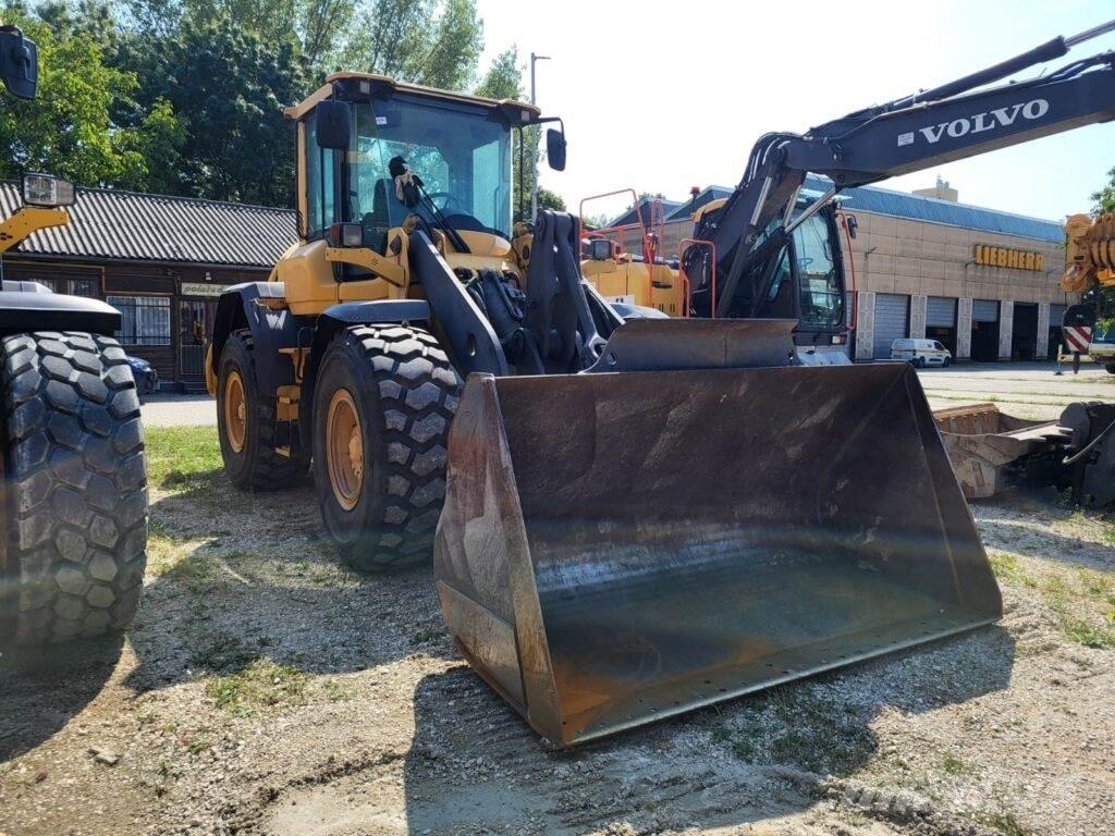 Volvo L70G لوادر بعجل
