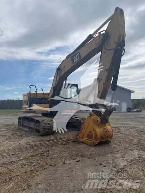 CAT 320 حفارات زحافة