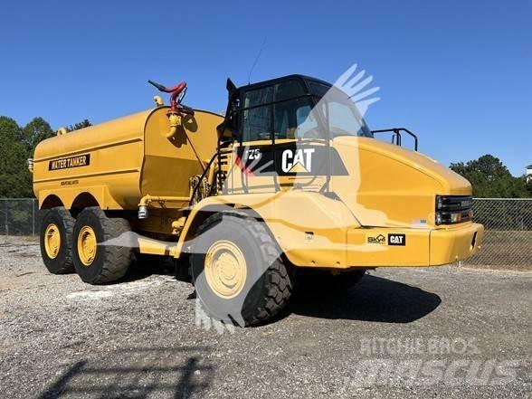 CAT 725 صهاريج مياه