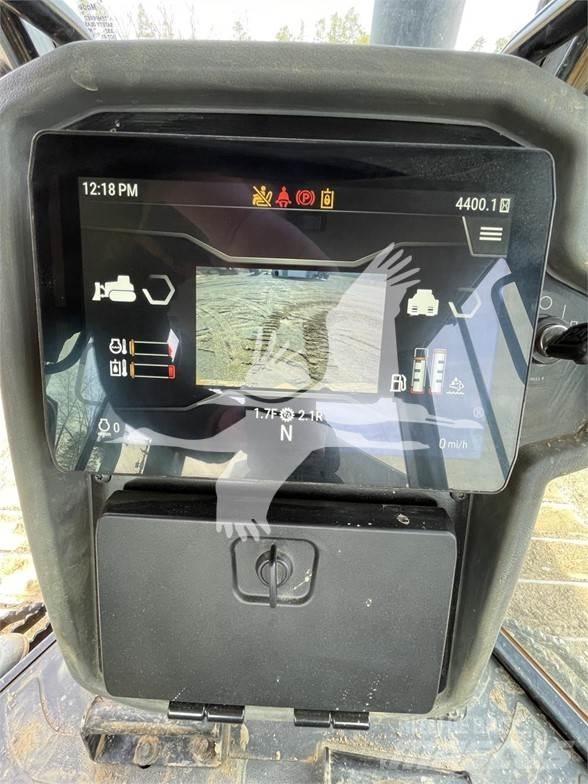 CAT D3 LGP بلدوزرات مجنزرة
