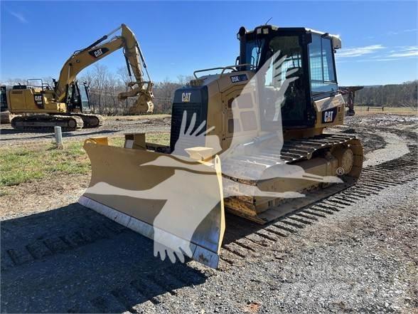 CAT D5K2 LGP بلدوزرات مجنزرة