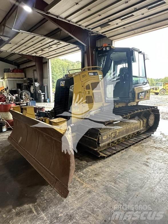 CAT D5K2 LGP بلدوزرات مجنزرة