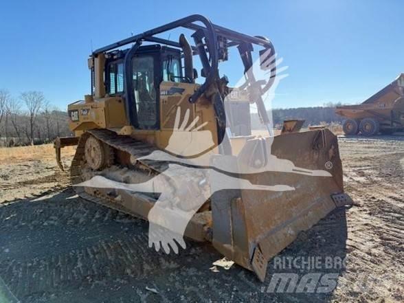 CAT D6T XL بلدوزرات مجنزرة