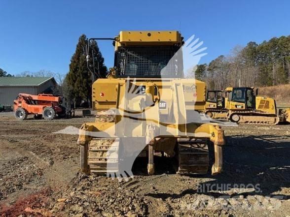 CAT D6T XL بلدوزرات مجنزرة