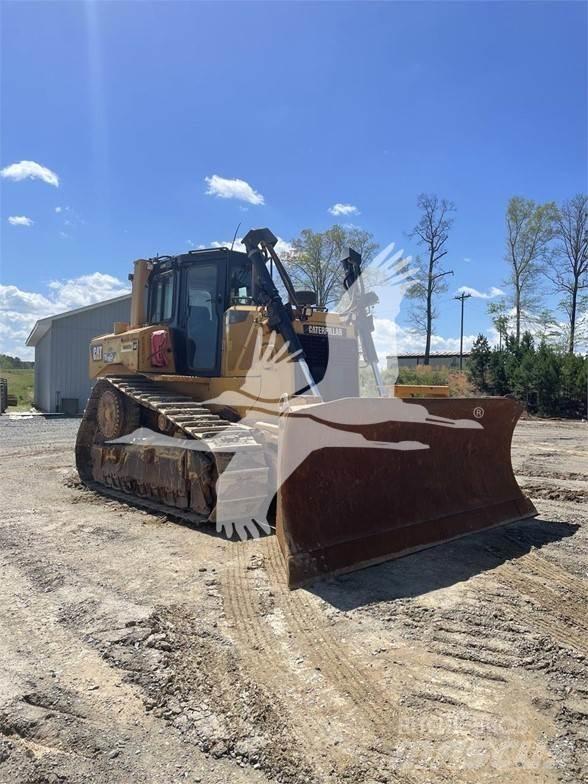 CAT D6T XL بلدوزرات مجنزرة