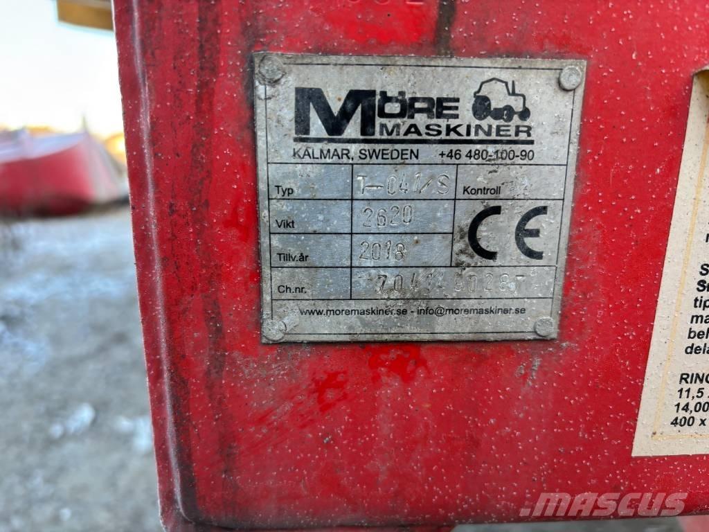 Doosan DX 140 W + vagn حفارات بعجل