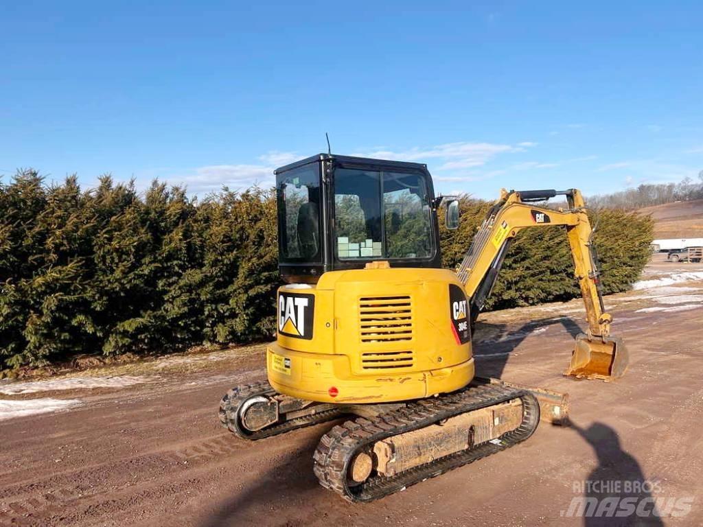 CAT 304 E CR حفارات زحافة