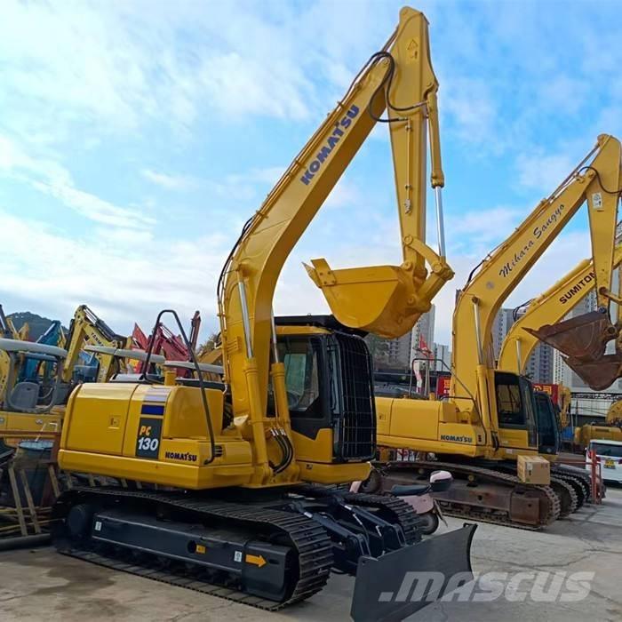 Komatsu PC 130 حفارات زحافة