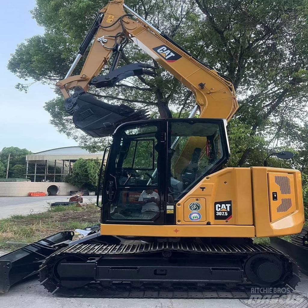 CAT 307.5 حفارات زحافة