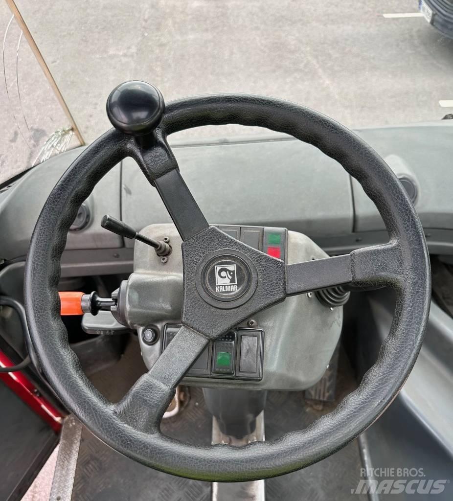 Kalmar TR 618 i جرارات صالات المطارات