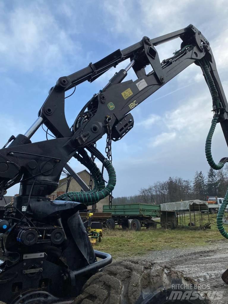 John Deere 1270 G حصادات