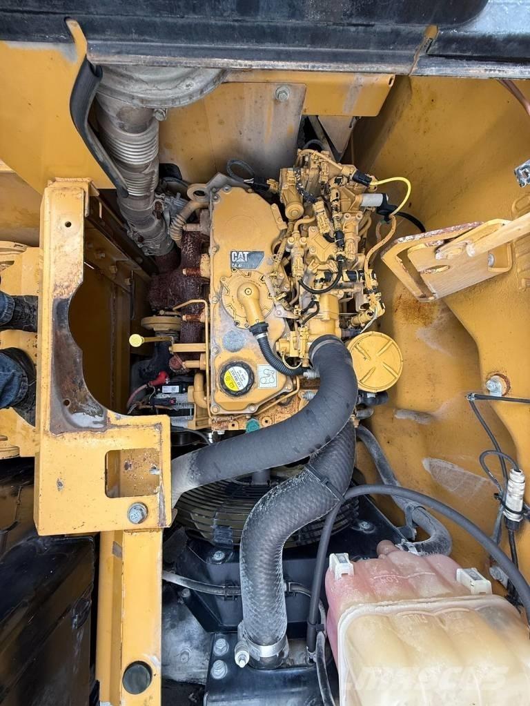 CAT 314 E LCR حفارات زحافة