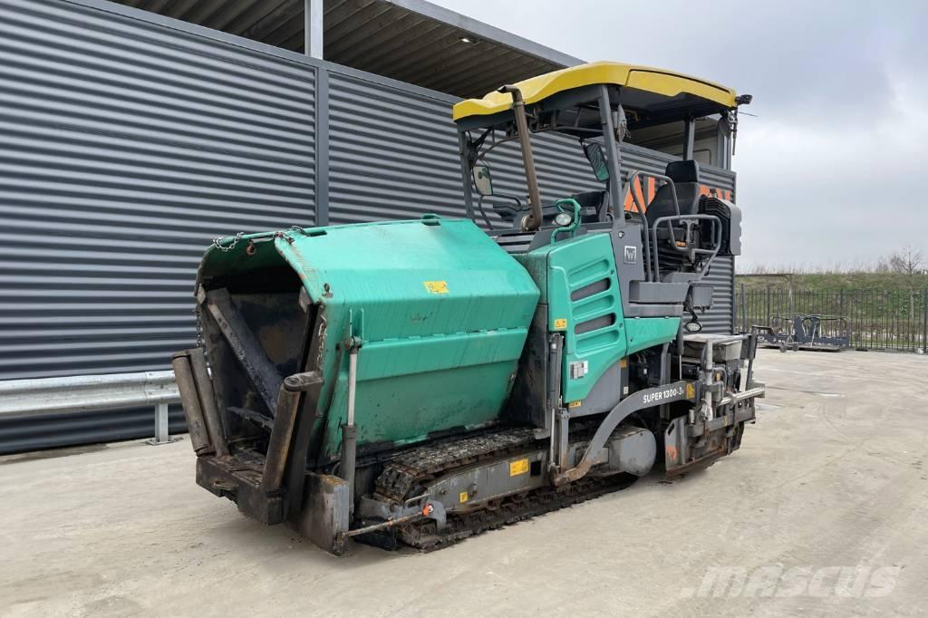 Vögele SUPER 1300-3I معدات السفلتة