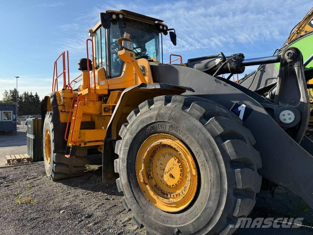 Volvo L 350 H لوادر بعجل