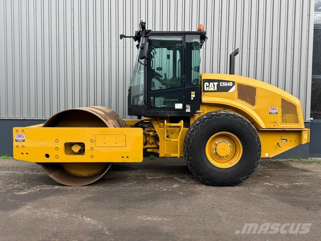 CAT CS64B مداحل أحادية الأسطوانة