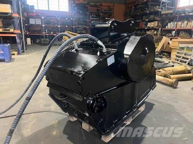 MB Crusher BF 70.2 سحق الدلاء
