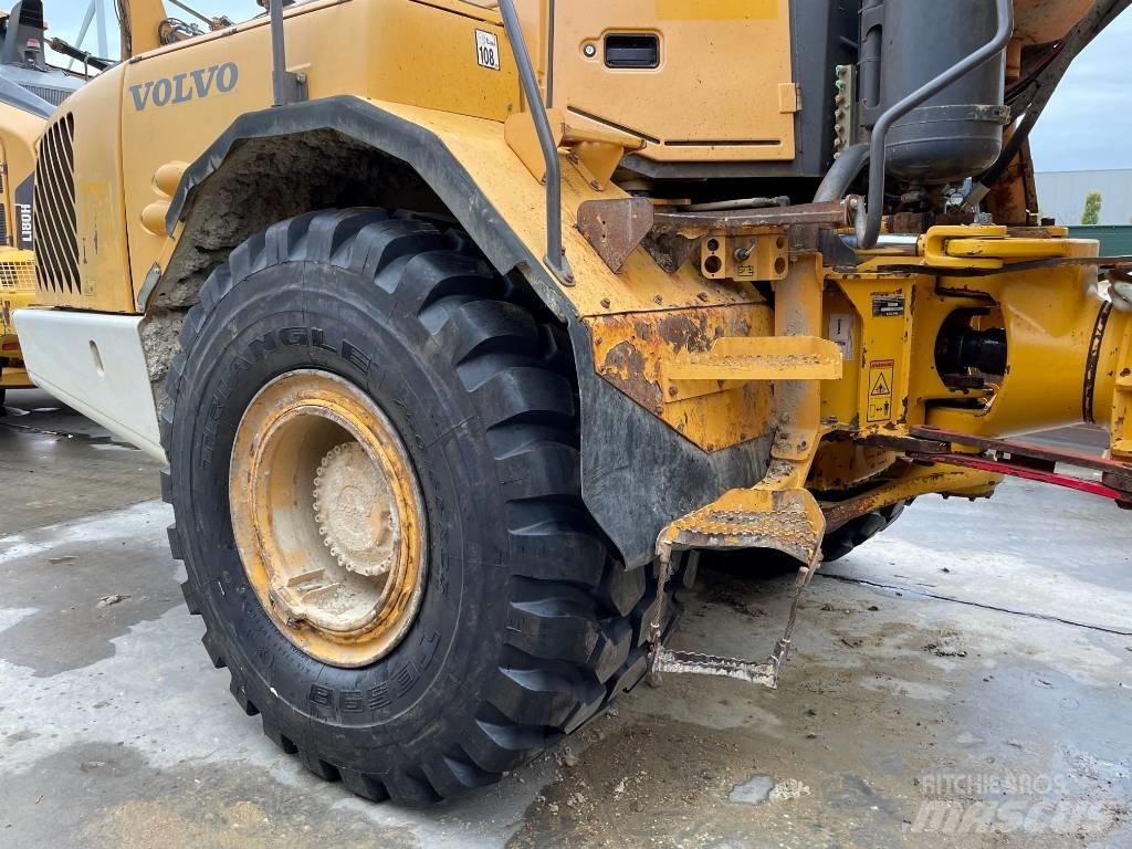 Volvo A 30 E ساحبات مفصلية
