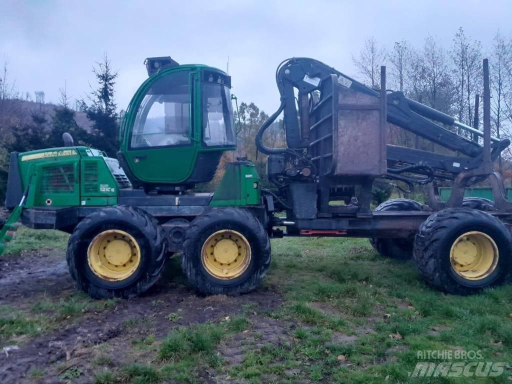 John Deere 1210 E شاحنات