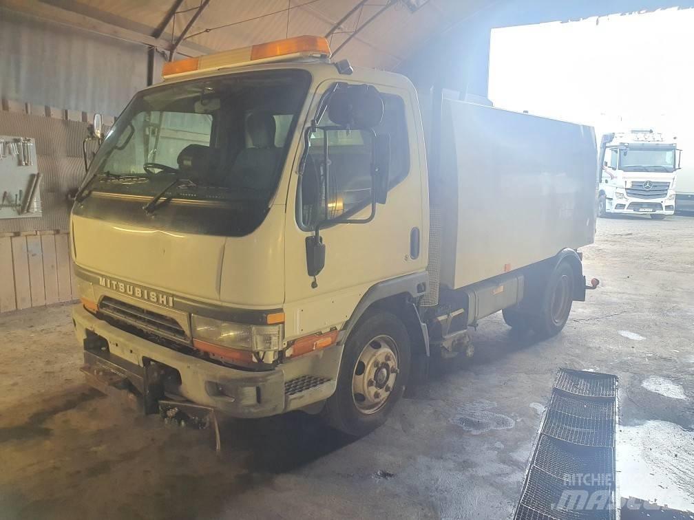 Mitsubishi Canter كناسات