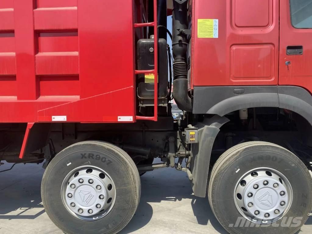 Howo 371 8x4 شاحنات قلابة