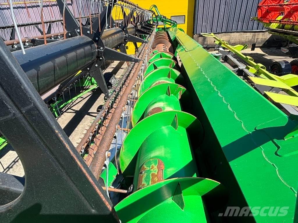 John Deere S 690 i حصادات
