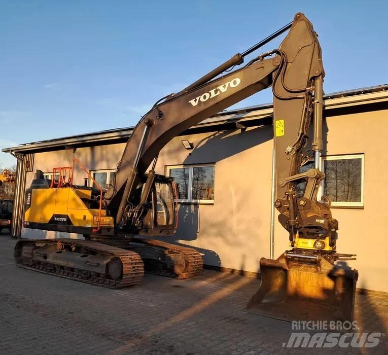 Volvo EC 300 EL حفارات زحافة