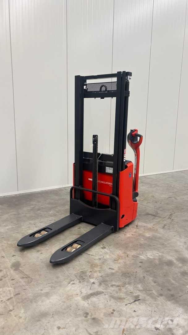 Linde L10 شاحنات ذات رافعات شوكية تعمل بالكهرباء