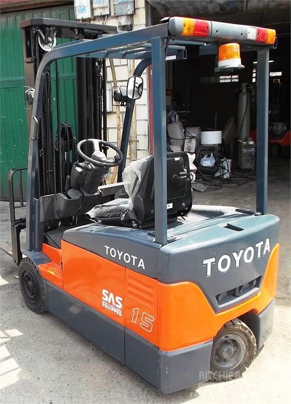 Toyota 7 FBEF 15 شاحنات ذات رافعات شوكية تعمل بالكهرباء