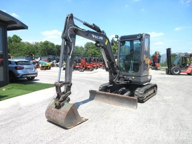 Volvo ECR 35 D حفارات صغيرة أقل من 7 طن (حفارات صغيرة)