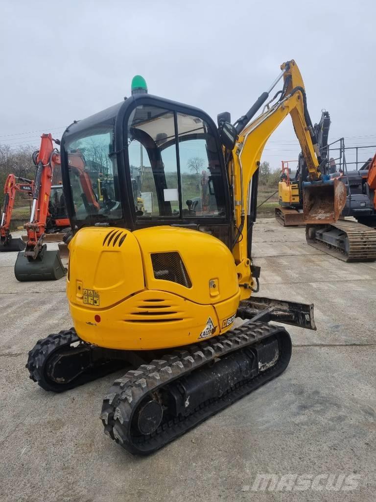 JCB 8025 حفارات صغيرة أقل من 7 طن (حفارات صغيرة)