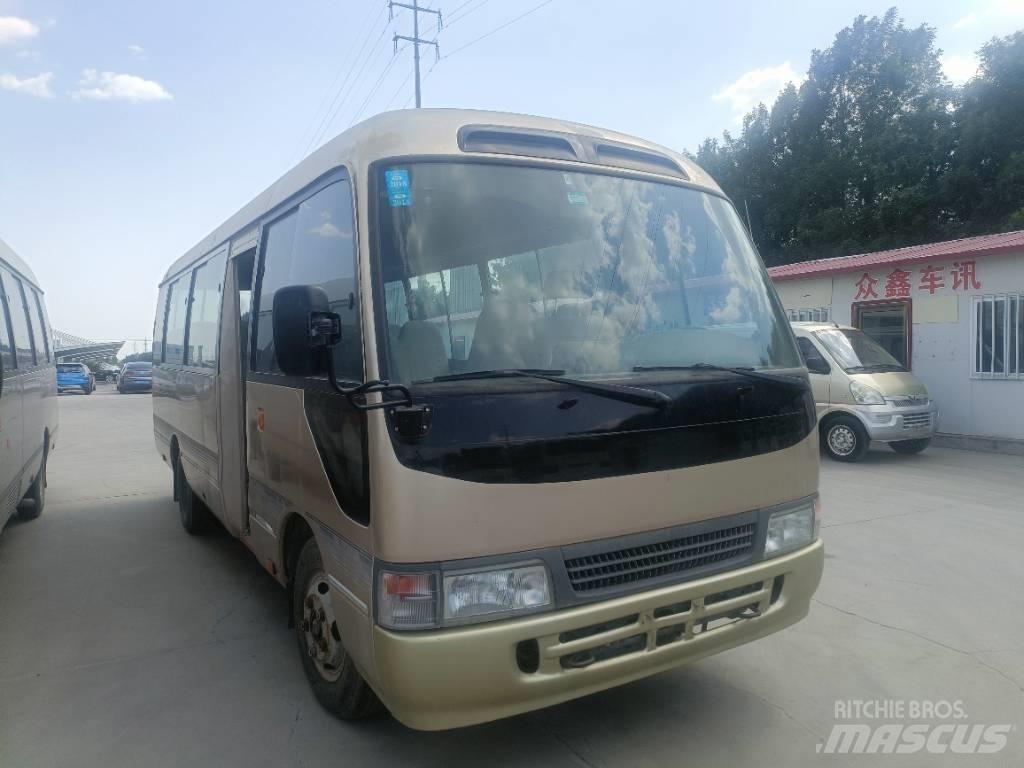 Toyota Coaster Bus حافلة صغيرة