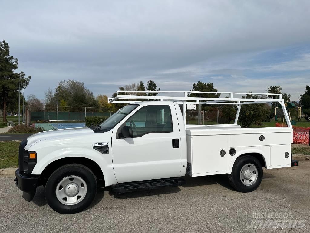 Ford F 250 SD شاحنات خفيفة/مفصلية الجوانب