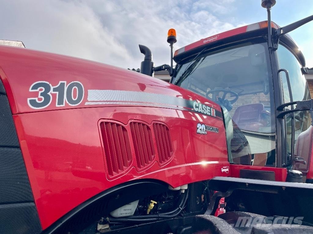 Case IH Magnum 310 الجرارات