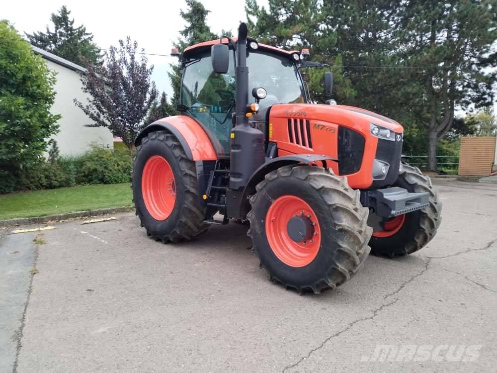 Kubota M 7173 الجرارات
