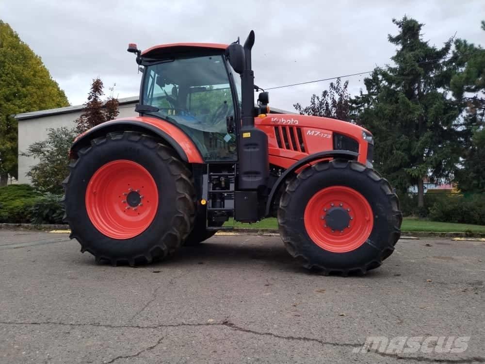 Kubota M 7173 الجرارات