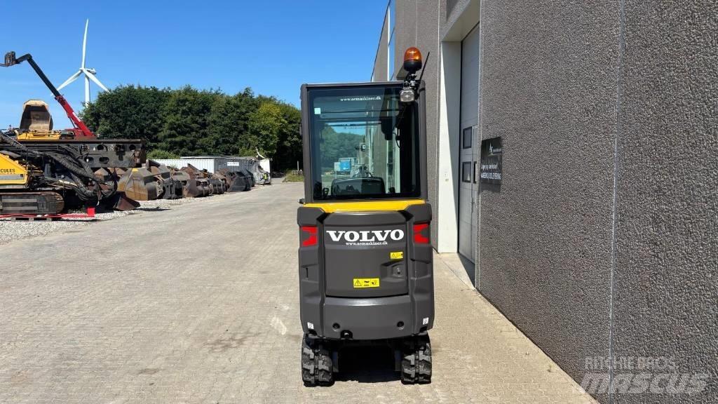 Volvo EC 18 E حفارات صغيرة أقل من 7 طن (حفارات صغيرة)