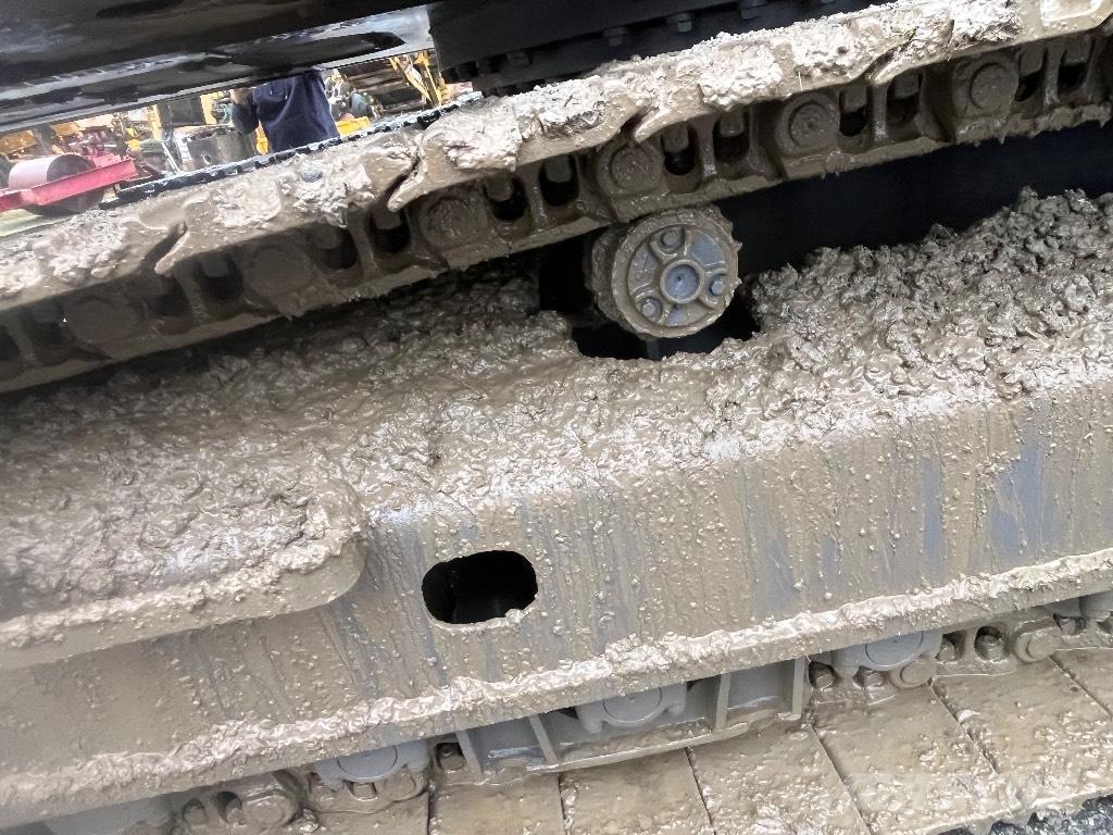 Volvo EC 480 D L حفارات زحافة