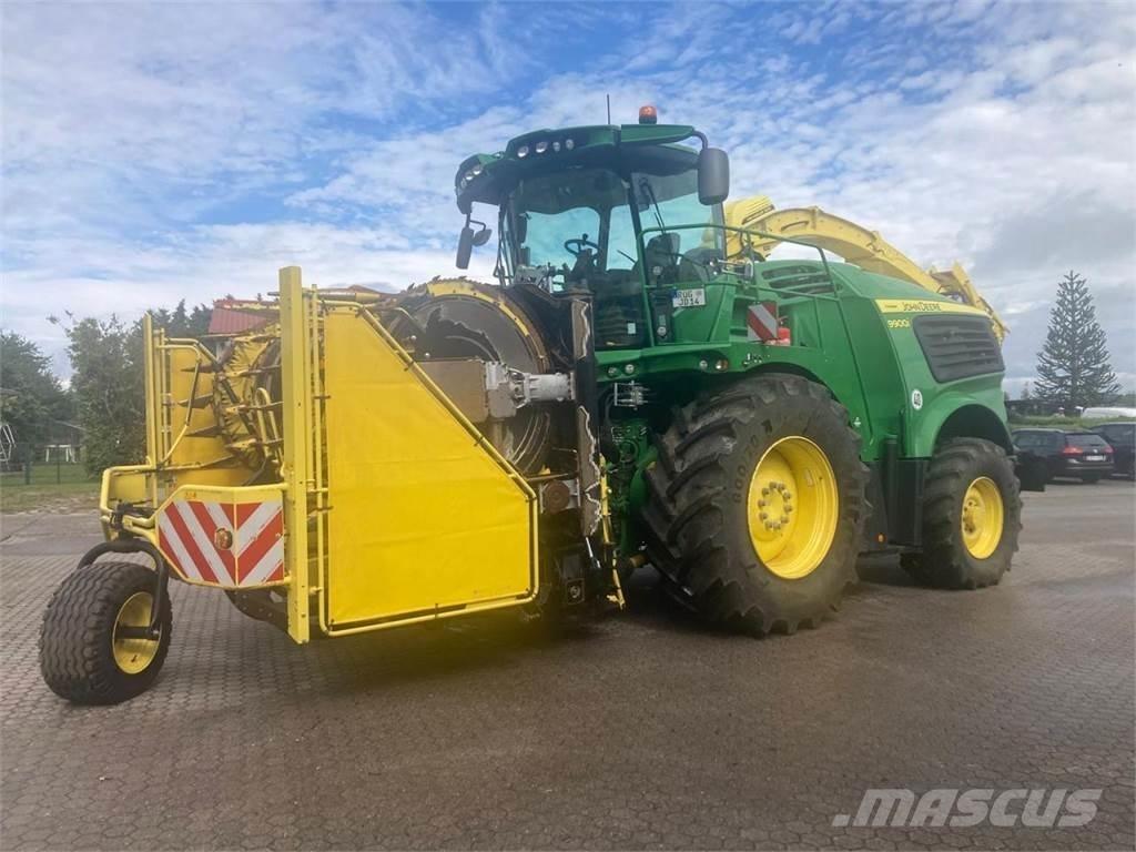 John Deere 9900i علافات ذاتية الدفع