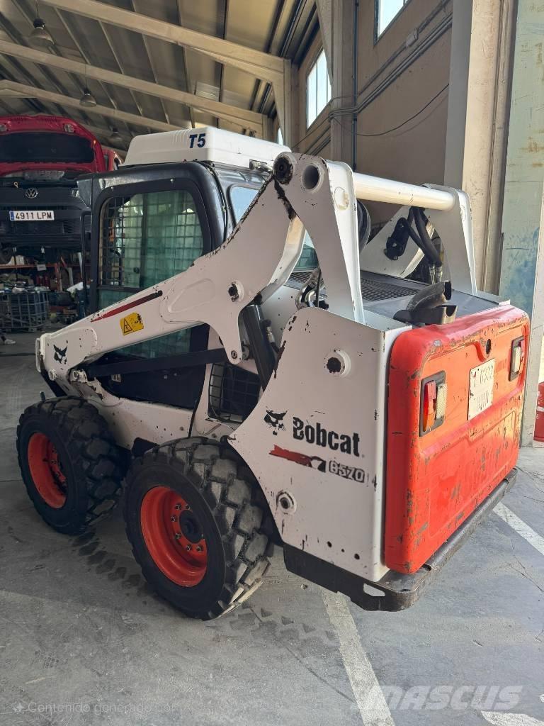 Bobcat S570 لوادر انزلاقية التوجيه