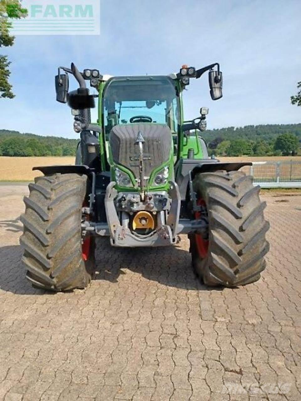 Fendt 718 s4 vario الجرارات