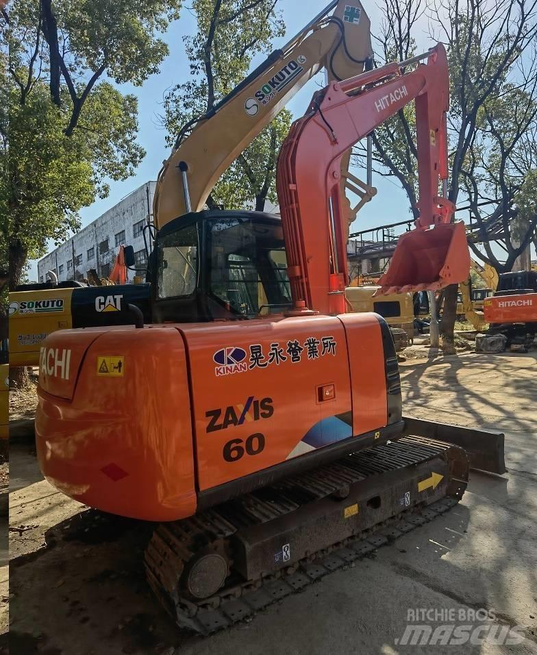 Hitachi ZX 60 حفارات زحافة