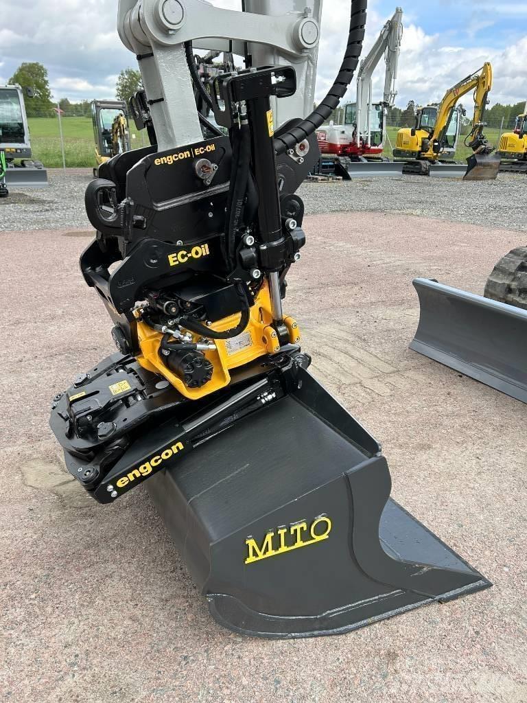Takeuchi TB290 حفارات وسط 7 طن - 12 طن