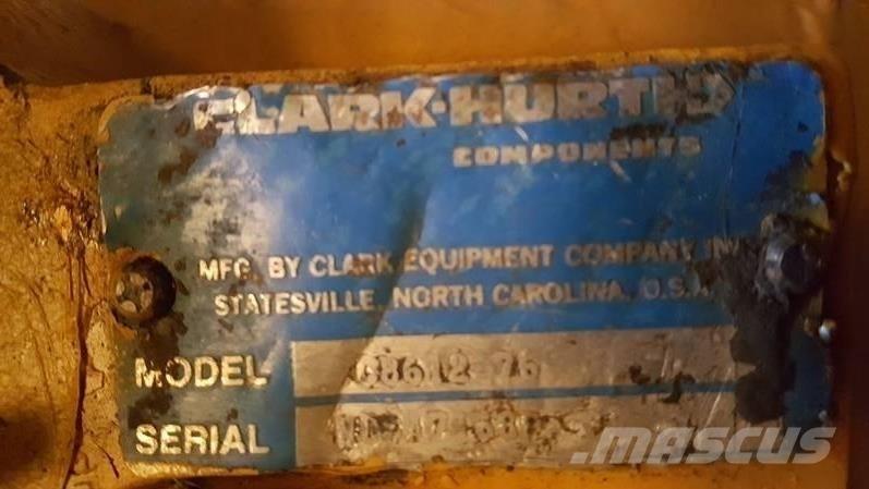 Michigan Clark Hurth محور العجلة