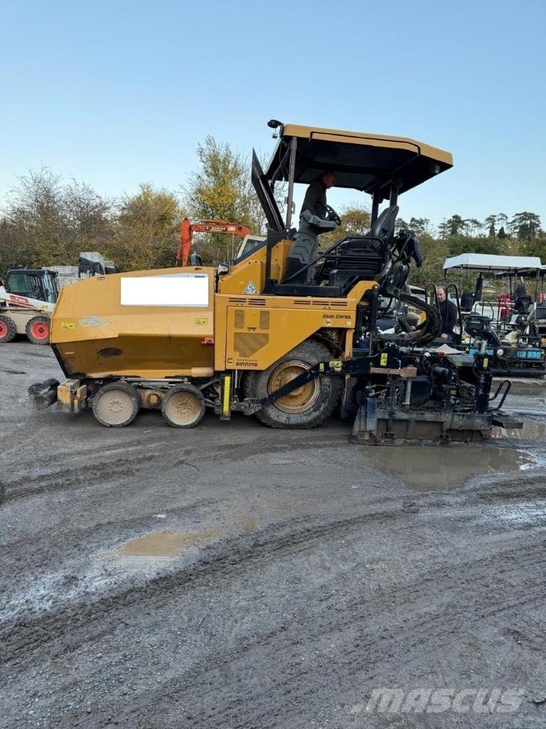 CAT AP 500 F معدات السفلتة