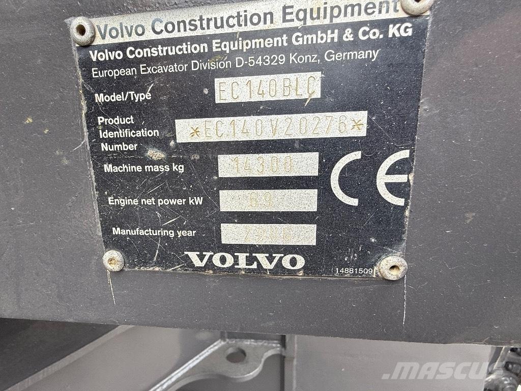 Volvo EC 140 B حفارات زحافة
