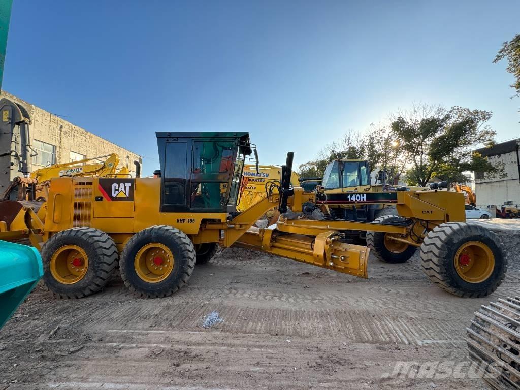 CAT 140 H معدات تمهيد الطرق